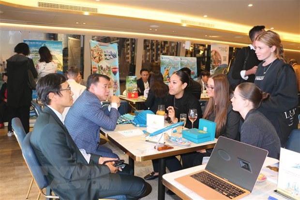 Du lịch Việt Nam vươn tầm mạnh mẽ hơn ra thế giới hậu COVID-19 hình ảnh 1 Du lich Viet Nam vuon tam manh me hon ra the gioi hau COVID-19 hinh anh 1