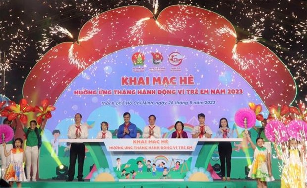Tạo môi trường lành mạnh để trẻ em phát triển toàn diện hình ảnh 1 Tao moi truong lanh manh de tre em phat trien toan dien hinh anh 1
