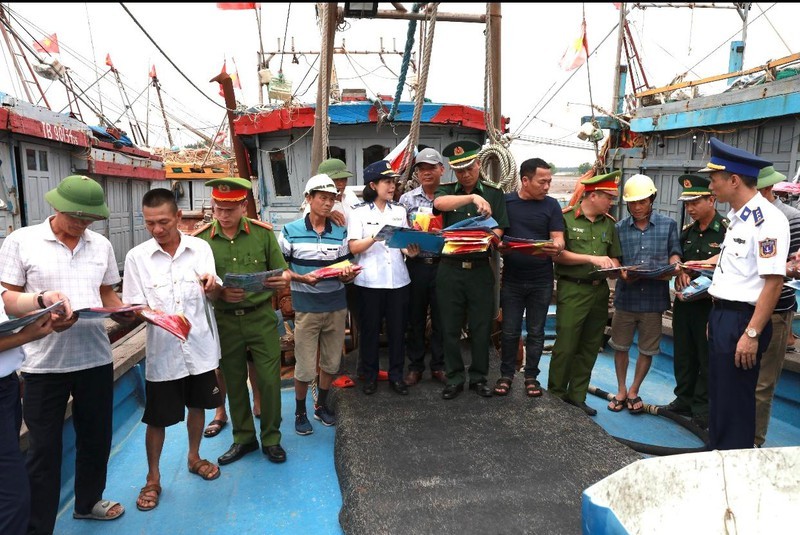 Tuyên truyền phòng chống ma túy cho ngư dân Thái Bình Tuyên truyền phòng chống ma túy cho ngư dân Thái Bình