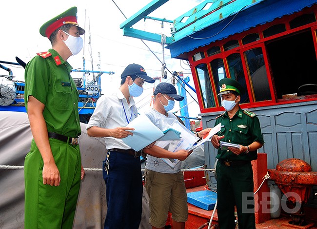 Đối thoại với các ngư dân, doanh nghiệp thủy sản nhằm kiểm soát IUU Đối thoại với các ngư dân, doanh nghiệp thủy sản nhằm kiểm soát IUU