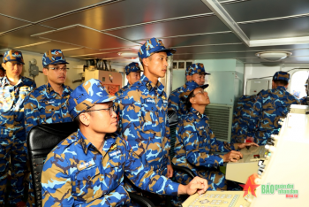 Vùng 3 Hải quân: Thực hành các bài bắn đạn thật trên biển năm 2022
