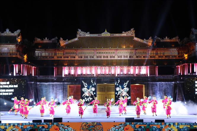 Kỷ niệm 30 năm ngày Quần thể Di tích Cố đô Huế và 20 năm Nhã Nhạc được UNESCO vinh danh Chú thích ảnh
