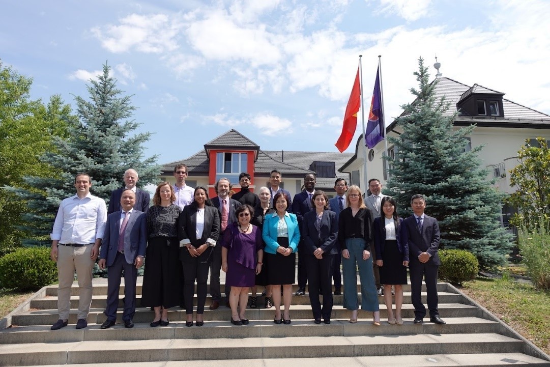 Phái đoàn Việt Nam tại Geneva tổ chức Hội thảo Chuyển đổi xanh để phát triển bền vững Phái đoàn Việt Nam tại Geneva tổ chức Hội thảo Chuyển đổi xanh để phát triển bền vững
