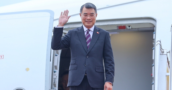Thủ tướng Lê Minh Hưng lên đường dự Hội nghị Cấp cao kỷ niệm 35 năm quan hệ ASEAN-Nga Thủ tướng Lê Minh Hưng lên đường dự Hội nghị Cấp cao kỷ niệm 35 năm quan hệ ASEAN-Nga