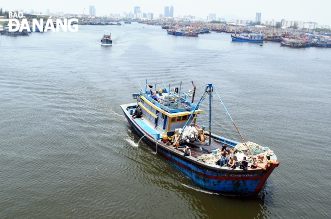Ngư dân mong hỗ trợ tàu cá gặp tai nạn trên biển 3535 6