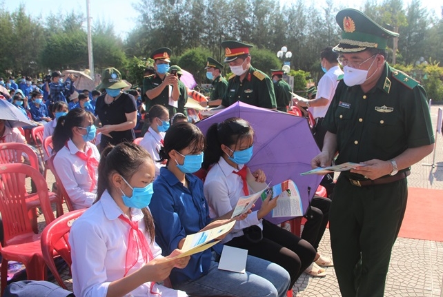 Sôi nổi ngày hội “Thanh niên với biển, đảo quê hương” năm 2020 Sôi nổi ngày hội “Thanh niên với biển, đảo quê hương” năm 2020
