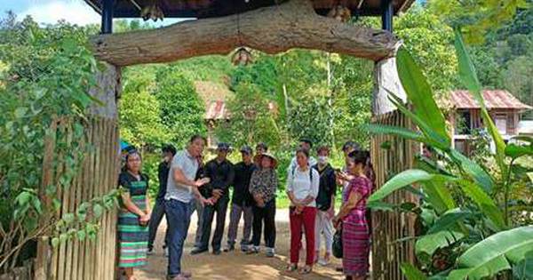 Đồng bào dân tộc thiểu số hứng thú học quảng bá cho du lịch sinh thái Đồng bào dân tộc thiểu số hứng thú học quảng bá cho du lịch sinh thái