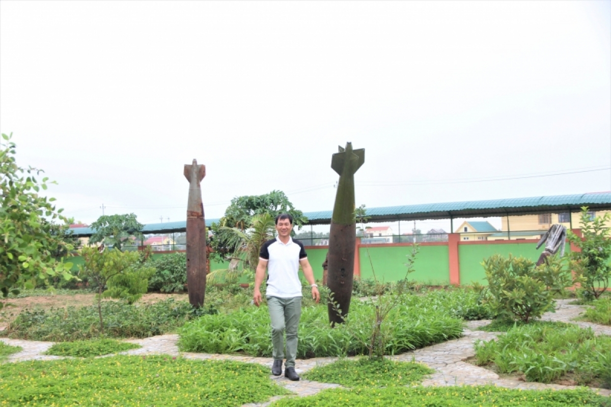 thông điệp hòa bình trong khu vườn kỷ vật chiến tranh hình ảnh 2 thong diep hoa binh trong khu vuon ky vat chien tranh hinh anh 2