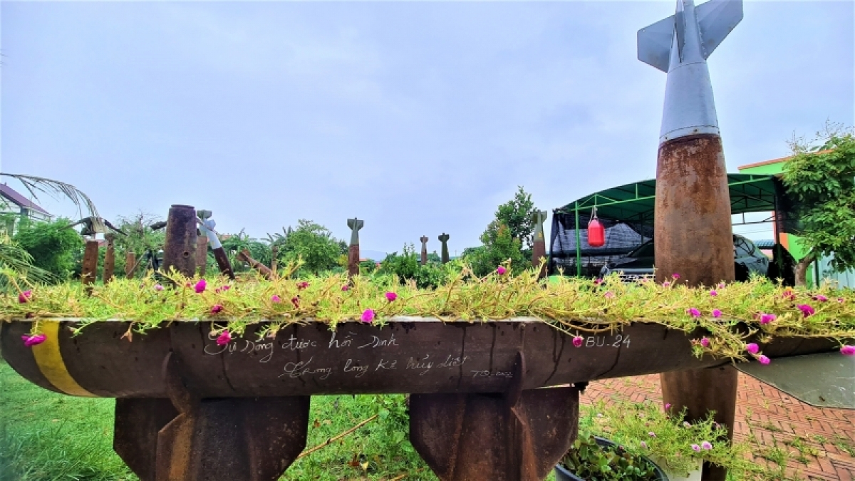thông điệp hòa bình trong khu vườn kỷ vật chiến tranh hình ảnh 5 thong diep hoa binh trong khu vuon ky vat chien tranh hinh anh 5
