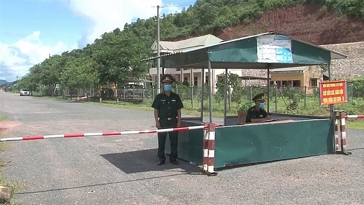 Gian nan phòng, chống dịch nơi ngã ba biên giới Gian nan phòng, chống dịch nơi ngã ba biên giới