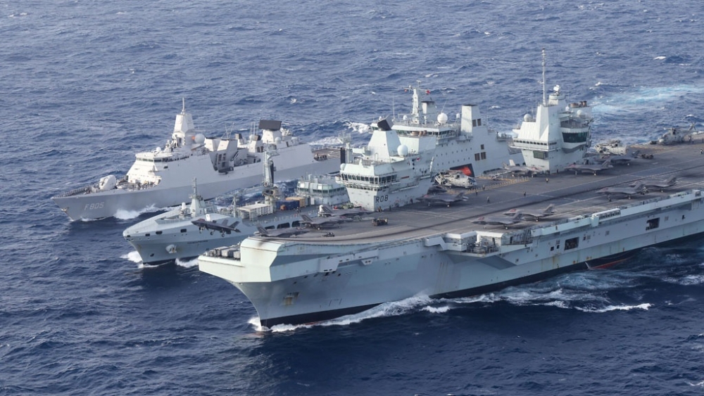 Tàu sân bay Anh HMS Queen Elizabeth mang theo chiến đấu cơ F-35 của thủy quân lục chiến Mỹ hoạt động cùng chiến hạm một số đồng minh ở Biển Đông ROYAL NAVY Tàu sân bay Anh HMS Queen Elizabeth mang theo chiến đấu cơ F-35 của thủy quân lục chiến Mỹ hoạt động cùng chiến hạm một số đồng minh ở Biển Đông ROYAL NAVY
