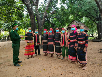 Những 