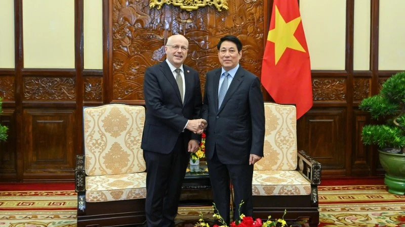 Chủ tịch nước Lương Cường tiếp Đại sứ Phần Lan đến chào từ biệt Chủ tịch nước Lương Cường tiếp Đại sứ Phần Lan đến chào từ biệt