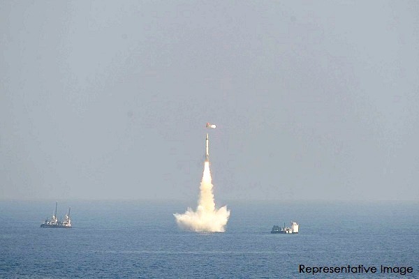 Tên lửa đạn đạo K-4 được phóng trên biển 5948 k4 submarine launched ballistic missile qxnr