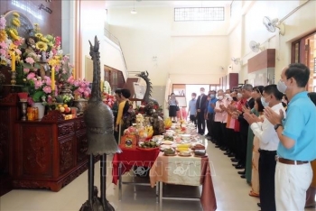 Kiều bào Việt Nam vùng Đông Bắc Thái Lan tưởng nhớ Chủ tịch Hồ Chí Minh