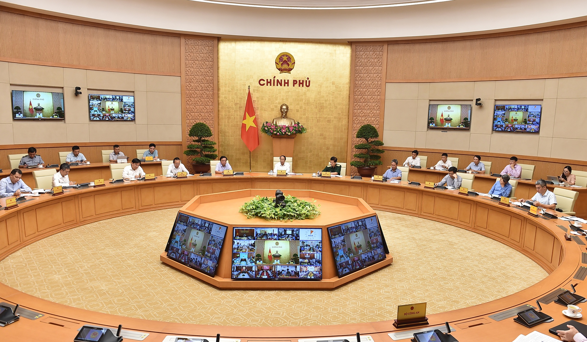 Mở đợt cao điểm kiểm tra, xử lý nghiêm mọi vi phạm khai thác IUU - Ảnh 3. Mở đợt cao điểm kiểm tra, xử lý nghiêm mọi vi phạm khai thác IUU - Ảnh 3.