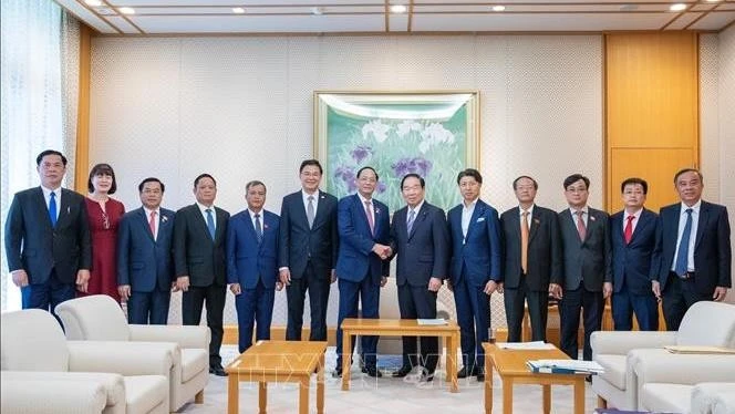 Phó Chủ tịch Quốc hội Trần Quang Phương tiếp xúc lãnh đạo cơ quan lập pháp Nhật Bản Phó Chủ tịch Quốc hội Trần Quang Phương tiếp xúc lãnh đạo cơ quan lập pháp Nhật Bản