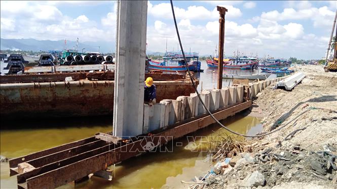 Quảng Nam: Đầu tư gần 100 tỷ đồng nâng cấp sửa chữa tàu cá Chú thích ảnh