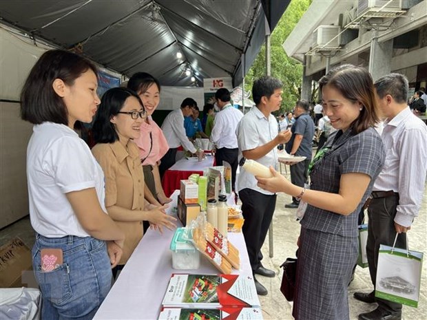 Diễn đàn quốc tế về phát triển bền vững Đồng bằng sông Cửu Long hình ảnh 4 Dien dan quoc te ve phat trien ben vung Dong bang song Cuu Long hinh anh 4