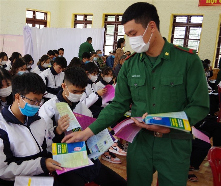 Biên phòng Quảng Bình, Hải Phòng tuyên truyền pháp luật về biển, đảo Biên phòng Quảng Bình, Hải Phòng tuyên truyền pháp luật về biển, đảo