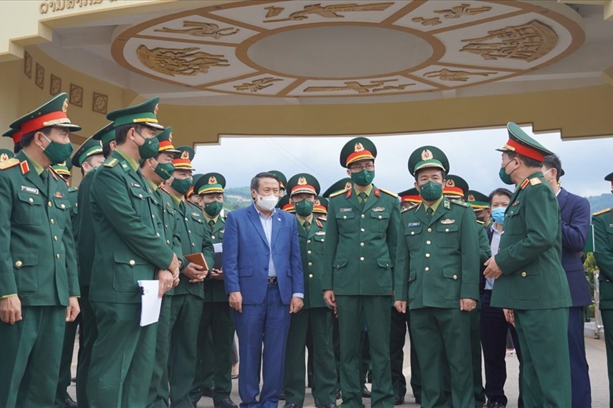 Giao lưu hữu nghị Quốc phòng biên giới Việt Nam - Lào tháng 12 tại Quảng Trị Giao lưu hữu nghị Quốc phòng biên giới Việt Nam - Lào tháng 12 tại Quảng Trị