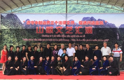 Giao lưu nhân dân vun đắp tình hữu nghị bền chặt Việt Nam-Trung Quốc Giao lưu nhân dân vun đắp tình hữu nghị bền chặt Việt Nam-Trung Quốc