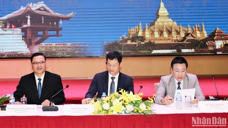 Kim ngạch thương mại Việt Nam-Lào hướng tới mốc 2 tỷ USD Kim ngạch thương mại Việt Nam-Lào hướng tới mốc 2 tỷ USD ảnh 1