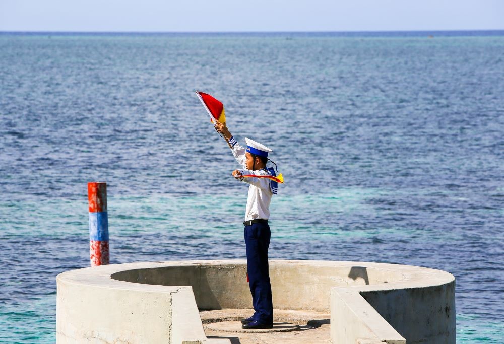 UNCLOS 1982 - Văn kiện pháp lý đồ sộ về hòa bình và phát triển bền vững biển, đại dương UNCLOS 1982 - Văn kiện pháp lý đồ sộ về hòa bình và phát triển bền vững biển, đại dương