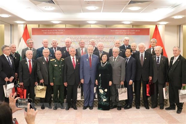 Tri ân người bạn Hungary tham gia giám sát thực thi Hiệp định Paris hình ảnh 1 Tri an nguoi ban Hungary tham gia giam sat thuc thi Hiep dinh Paris hinh anh 1
