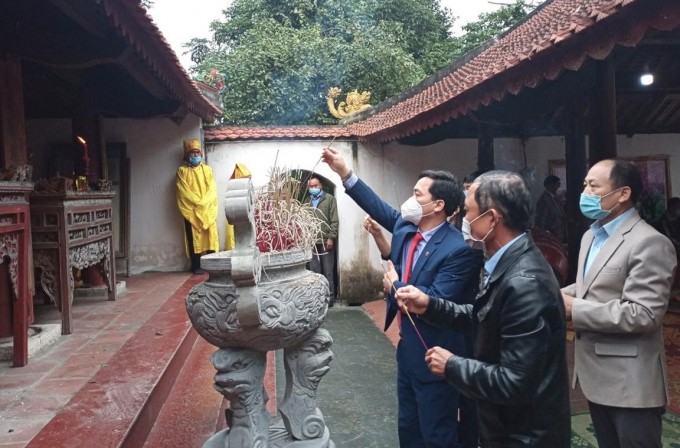 Hà Tĩnh: linh thiêng Lễ báo ân Đô đài Ngự sử Bùi Cầm Hổ Hà Tĩnh: linh thiêng Lễ báo ân Đô đài Ngự sử Bùi Cầm Hổ