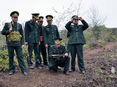 ឆ្មាំព្រំដែន Na Hinh (Lang Son) ល្បាតការការពារព្រំដែន ឆ្មាំព្រំដែន Na Hinh (Lang Son) ល្បាតការការពារព្រំដែន