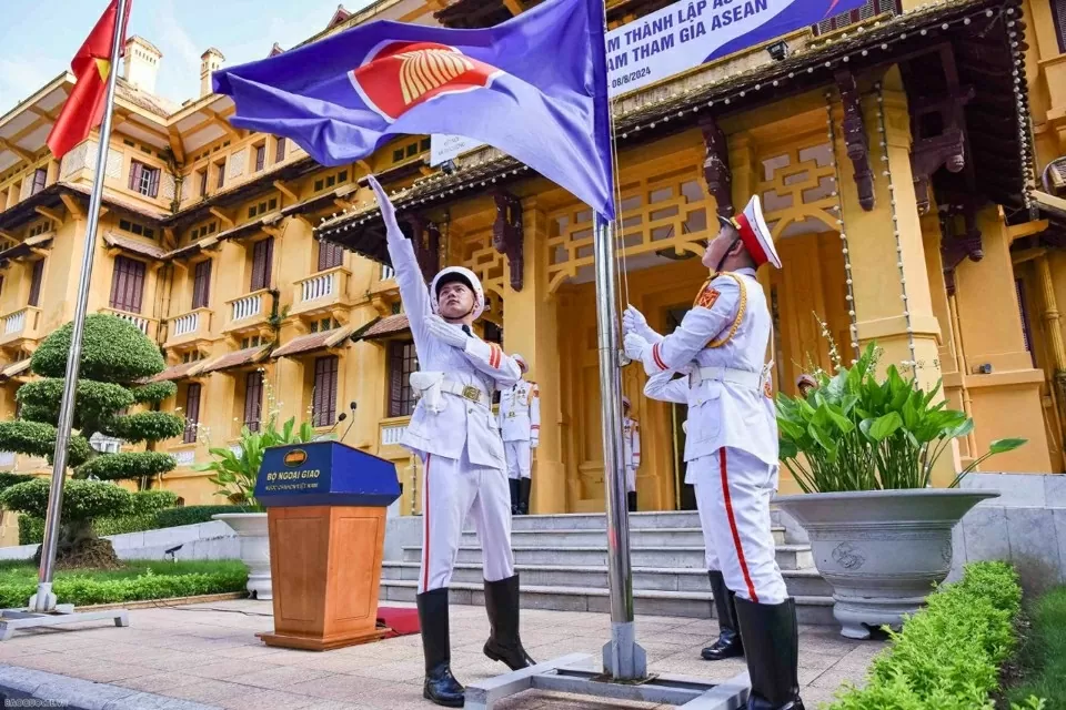 ភស្តុតាងជាក់ស្តែងនៃការរួមចំណែករបស់វៀតណាមចំពោះអនាគតអាស៊ាន សក្ខីភាពជាក់ស្តែងនៃការរួមចំណែករបស់វៀតណាមចំពោះអនាគតអាស៊ាន