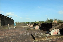 ផ្លូវដើរថ្មើរជើងលើ Thuong Thanh បទពិសោធន៍ថ្មីដើម្បីស្វែងរកបេតិកភណ្ឌ Hue