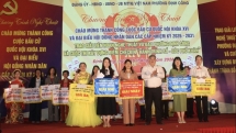 សង្កាត់ឌិញកុង៖ បានរៀបចំការសម្តែងវប្បធម៌ដើម្បីអបអរសាទរការបោះឆ្នោតដោយជោគជ័យ ប្រគល់រង្វាន់សម្រាប់ការប្រកួត 