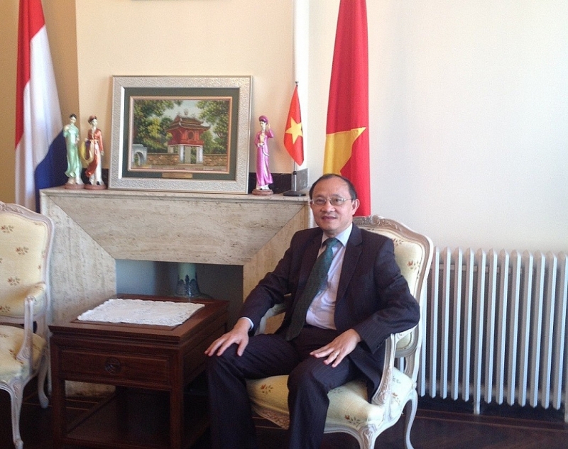 ឯកអគ្គរដ្ឋទូត Ha Huy Thong ឯកអគ្គរដ្ឋទូត Ha Huy Thong