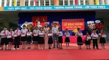 Children of Vietnam ឧបត្ថម្ភជាង ១ពាន់លានដុង ដល់សិស្សជួបការលំបាកនៅស្រុក Cam Le (Da Nang)