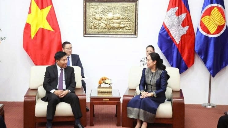 លោក Nguyen Manh Cuong អនុរដ្ឋមន្ត្រីក្រសួងការបរទេសវៀតណាម ជូនពរឆ្នាំថ្មី Bun Pimay របស់ឡាវ និង​ចូលឆ្នាំថ្មីរបស់កម្ពុជា