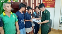 ជួយសង្គ្រោះទាន់ពេលវេលា អ្នកនេសាទ ១៤ នាក់ ចេញពីទូកនេសាទ Binh Dinh ដែលជួបគ្រោះថ្នាក់នៅសមុទ្រ