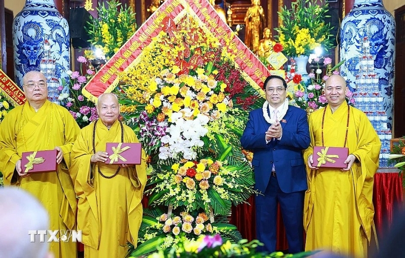 នាយករដ្ឋមន្ត្រីអបអរសាទរ ពុទ្ធសាសនិកជន ក្នុងឱកាសបុណ្យចម្រើនព្រះជន្ម ពុទ្ធសករាជ ២០២៤ នាយករដ្ឋមន្ត្រីអបអរសាទរ ពុទ្ធសាសនិកជន ក្នុងឱកាសបុណ្យចម្រើនព្រះជន្ម ពុទ្ធសករាជ ២០២៤