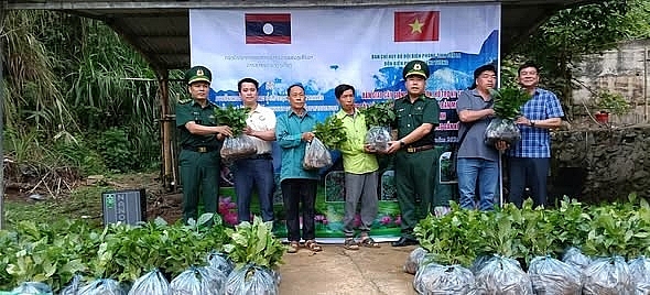 ខេត្ត Son La អនុវត្តម៉ូដែល “ចែករំលែកក្តីស្រឡាញ់ ភ្ជាប់សម័យព្រំដែន”