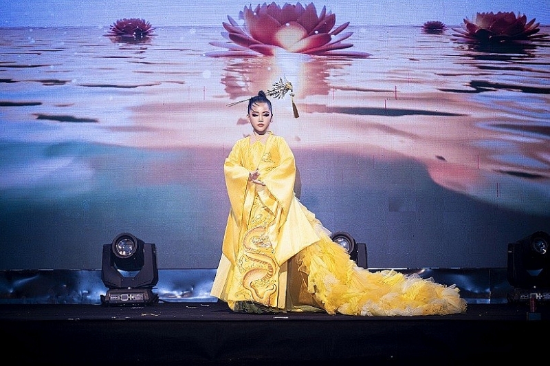 យុវតី​វៀតណាម​បាន​ឈ្នះ​ពាន​ជើងឯក​ម៉ូដ​កុមារ​ពិភពលោក​ឆ្នាំ​២០២៤