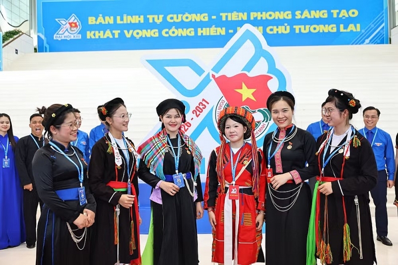 បើកមហាសន្និបាតតំណាងទូទាំងប្រទេសនៃសហភាពយុវជនលើកទី ១៣ បើកមហាសន្និបាតតំណាងទូទាំងប្រទេសនៃសហភាពយុវជនលើកទី ១៣