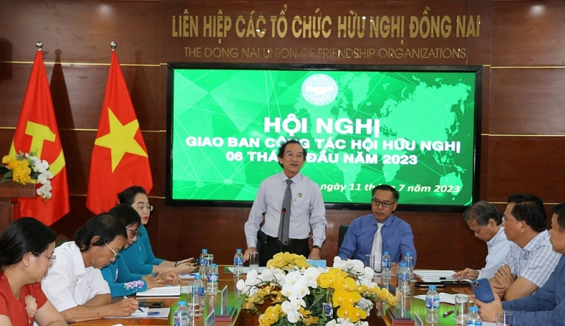 លោក Nguyen Thanh Tri ប្រធានសហភាពអង្គការមិត្តភាពខេត្ត Dong Nai លោក Nguyen Thanh Tri ប្រធានសហភាពអង្គការមិត្តភាពខេត្ត Dong Nai