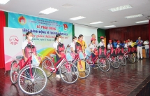 ទីក្រុង Can Tho អនុម័តគម្រោងជួយឧបត្ថម្ភកុមារជួបការលំបាកដោយ Grandis et Deviens