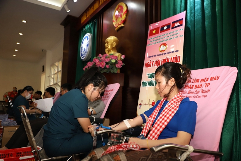 និស្សិតឡាវ កម្ពុជា និងវៀតណាម ពង្រឹងចំណងមិត្តភាព