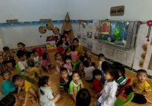 Children of Vietnam ​ឧបត្ថម្ភ​បបរ​អាហារ​បំប៉ន​ដល់​សិស្ស​ថ្នាក់​មត្តេយ្យ​ខេត្ត Quang Nam