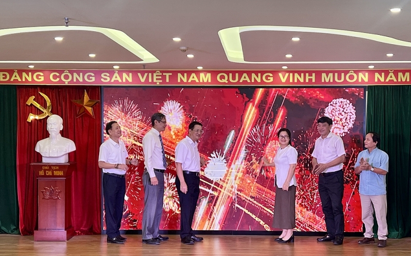 គំនូរទីក្រុងហាណូយ - ពណ៌នៃសន្តិភាពតាមរយៈកែវភ្នែករបស់កុមារជុំវិញពិភពលោក