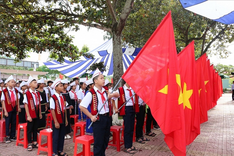 សិស្ស​វៀតណាម​ជាង ២២​លាន​នាក់​ស្វាគមន៍​ឆ្នាំ​សិក្សា​ថ្មី​ដោយ​រីករាយ