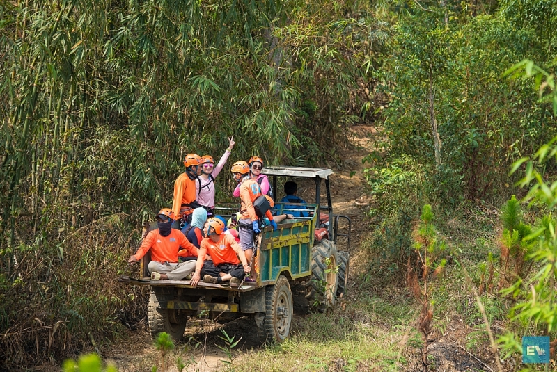 ការជម្នះលើល្បាក់ទឹកជ្រោះ Phi Lieng នៅតំបន់ខ្ពង់រាបកណ្តាល (តំបន់ Tay Nguyen - ប្រទេសវៀតណាម)