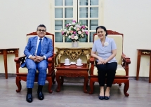 ប្រធានសហភាពអង្គការមិត្តភាពវៀតណាមលោកស្រី Nguyen Phuong Nga ទទួលជួបឯកអគ្គរដ្ឋទូតប៉ាឡេស្ទីន